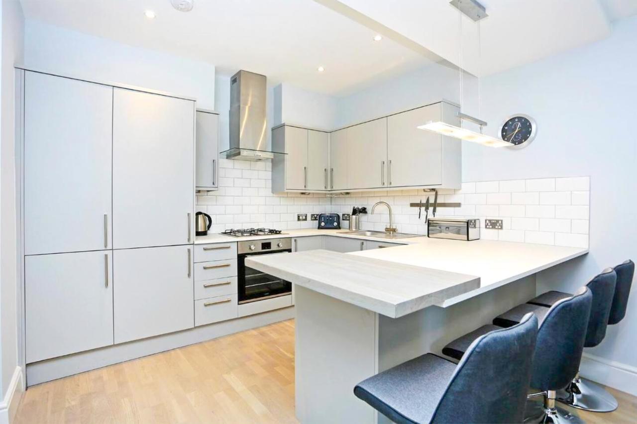 Ultra Modern, Stylish Apartment Next To Princes St EDI Eksteriør billede